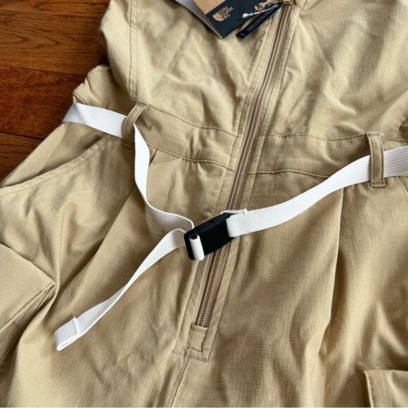 The Northface NWT size XS Womens Class V Pathfinder OnePiece - Picture 2 of 14